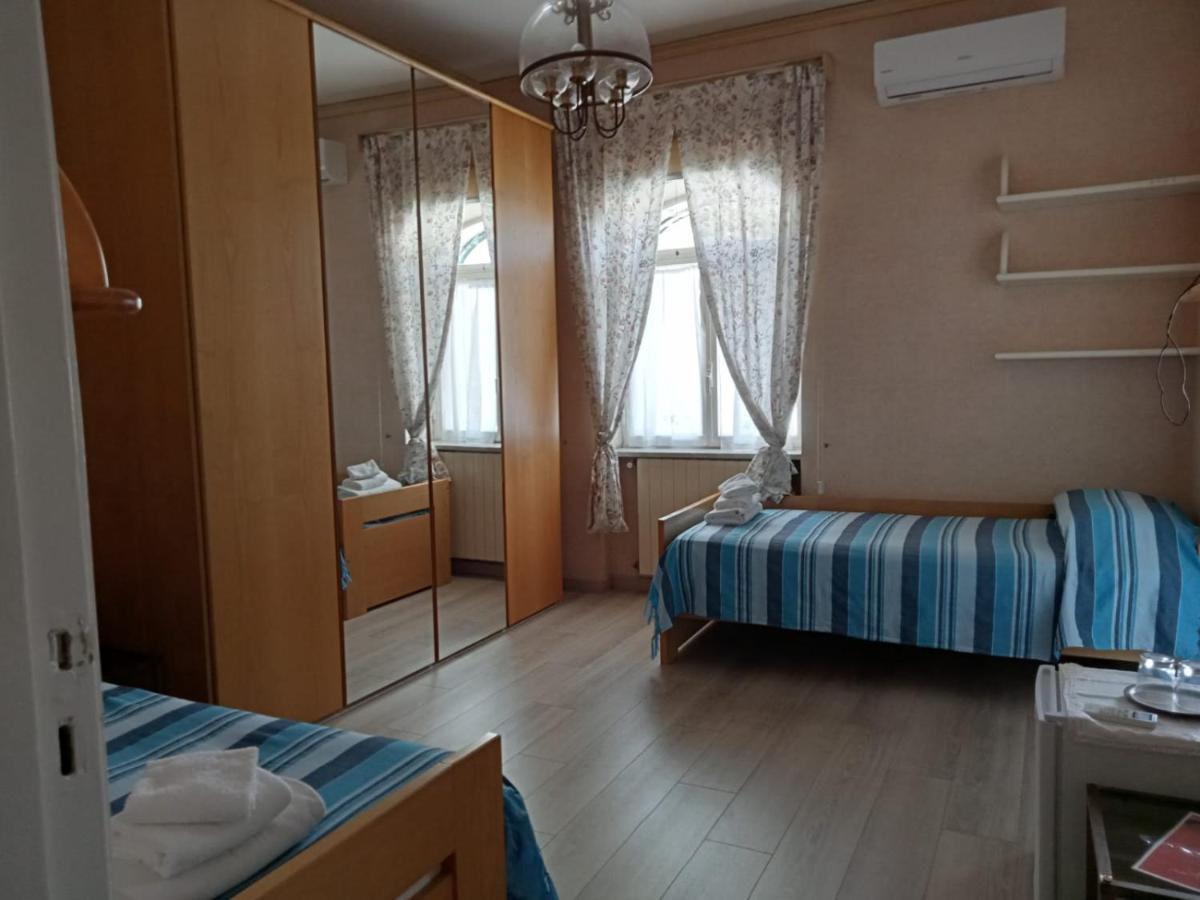 イスキア島 Parco Termale Tropical Bed & Breakfast エクステリア 写真